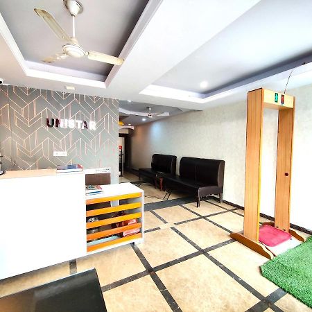 Hotel Unistar Νέο Δελχί Εξωτερικό φωτογραφία