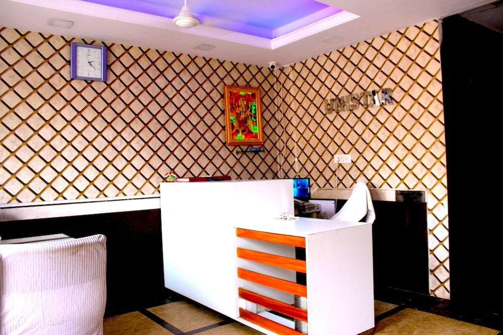 Hotel Unistar Νέο Δελχί Εξωτερικό φωτογραφία