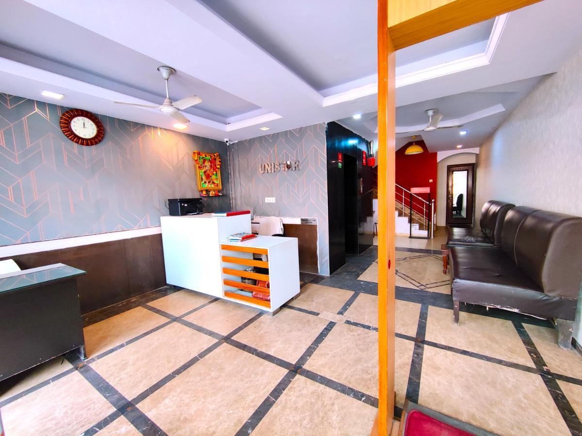 Hotel Unistar Νέο Δελχί Εξωτερικό φωτογραφία