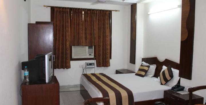 Hotel Unistar Νέο Δελχί Εξωτερικό φωτογραφία