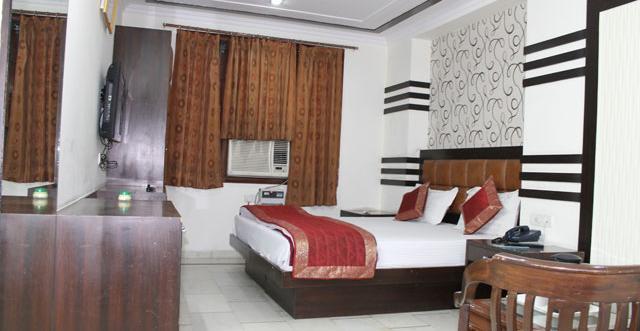 Hotel Unistar Νέο Δελχί Εξωτερικό φωτογραφία