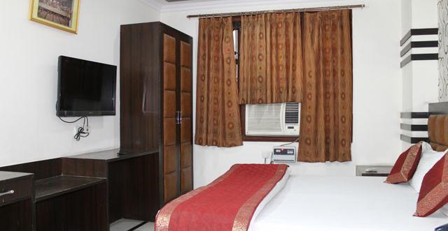 Hotel Unistar Νέο Δελχί Εξωτερικό φωτογραφία