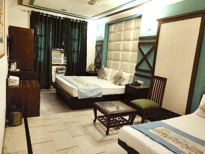 Hotel Unistar Νέο Δελχί Εξωτερικό φωτογραφία