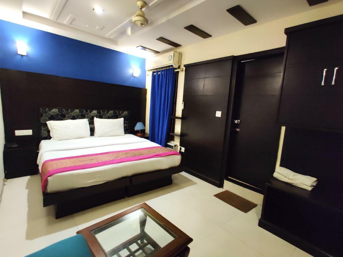 Hotel Unistar Νέο Δελχί Εξωτερικό φωτογραφία