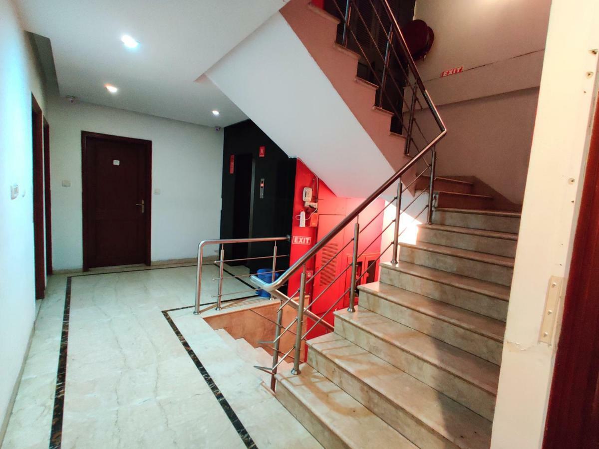 Hotel Unistar Νέο Δελχί Εξωτερικό φωτογραφία